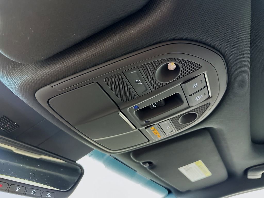 Used 2023 Genesis G70 3.3T w/ Sport Advanced Package image 33