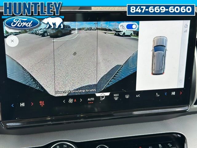 Used 2025 Ford Expedition Active AWD/4WD image 34