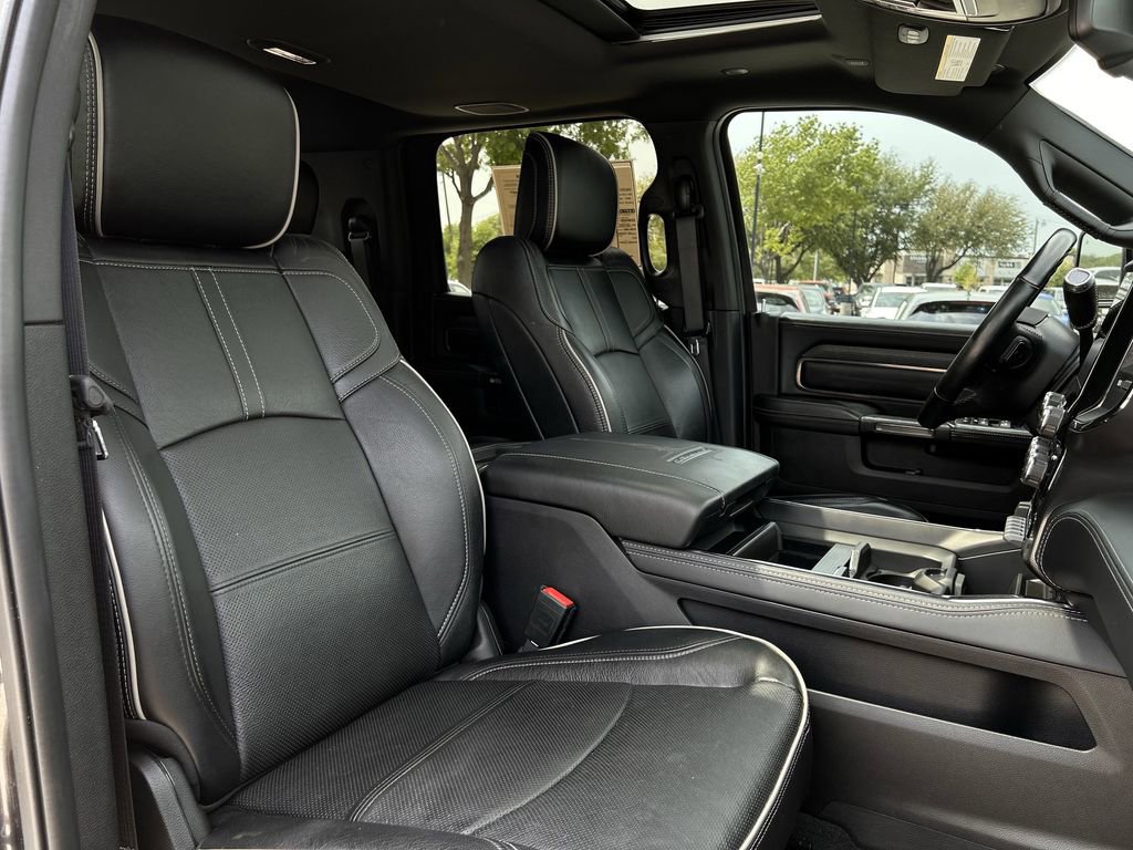 Used 2023 RAM 2500 Limited w/ Towing Technology Group image 32