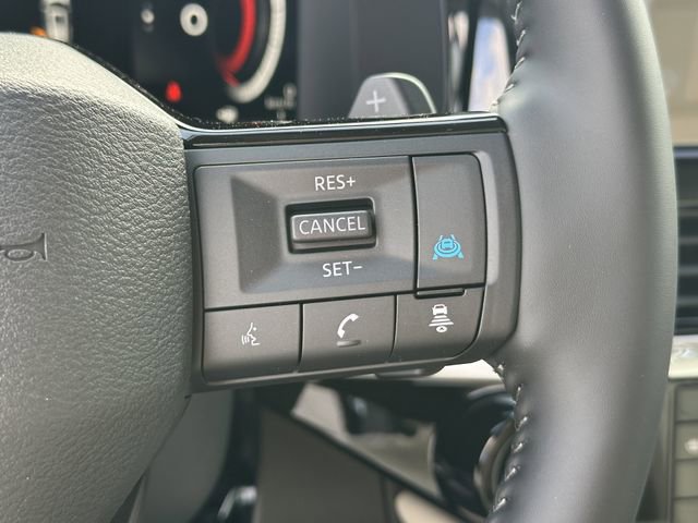 New 2026 Nissan Pathfinder SL FWD image 18