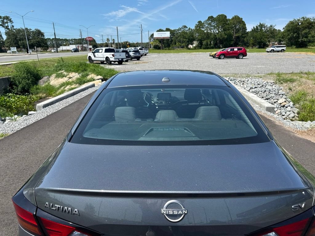 Used 2024 Nissan Altima 2.5 SV FWD image 6
