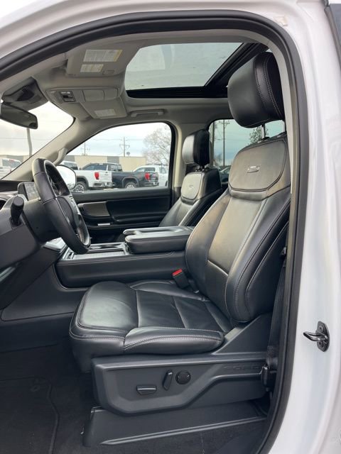 Used 2025 Ford Expedition Max Platinum image 27