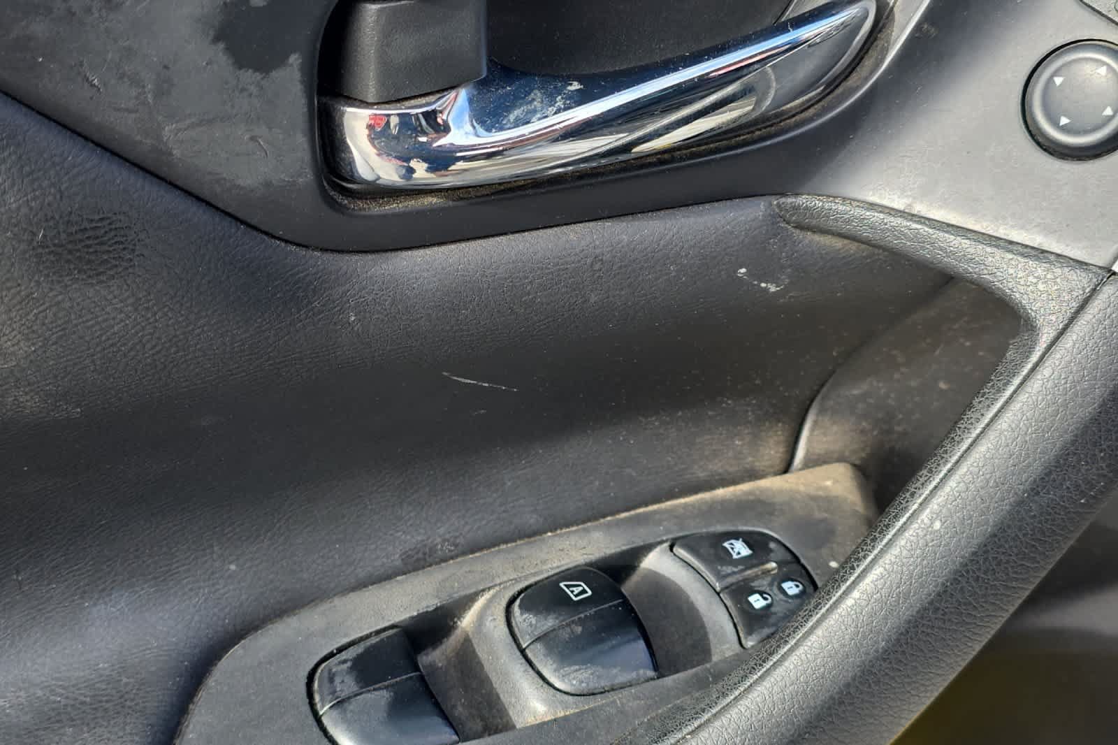 Used 2018 Nissan Altima 2.5 SV FWD image 15