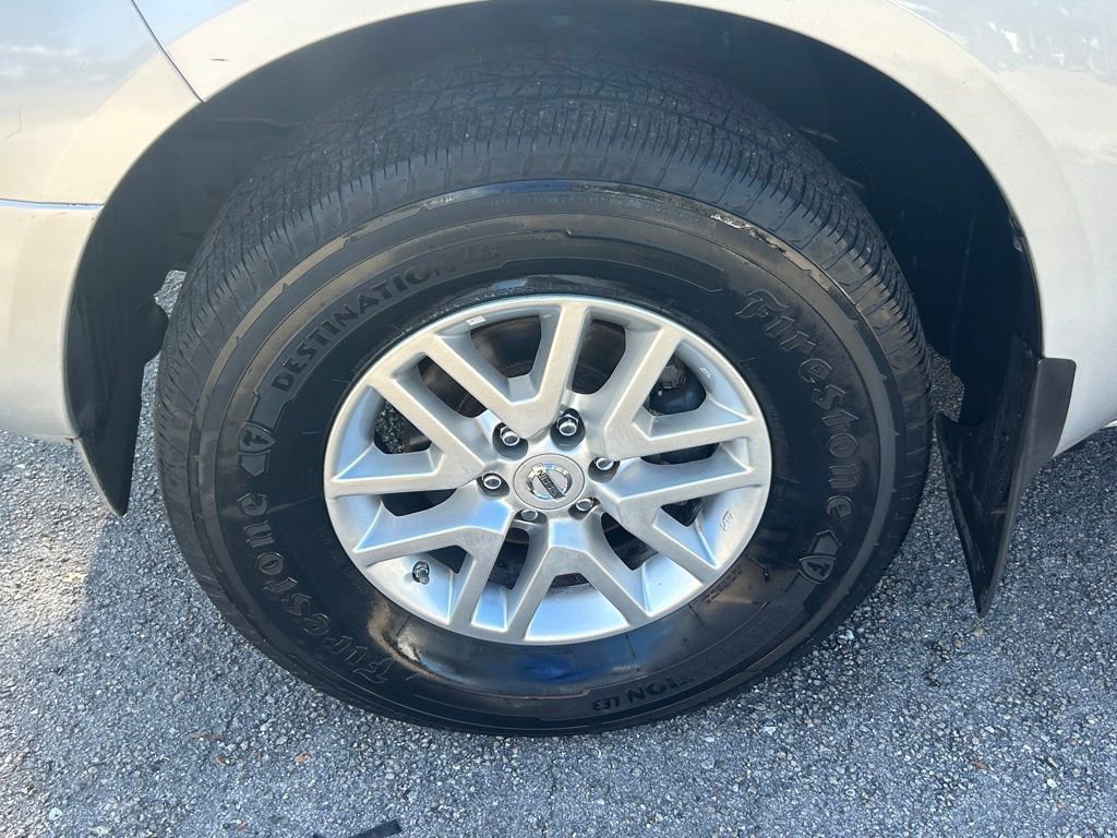 Used 2014 Nissan Frontier SV image 14