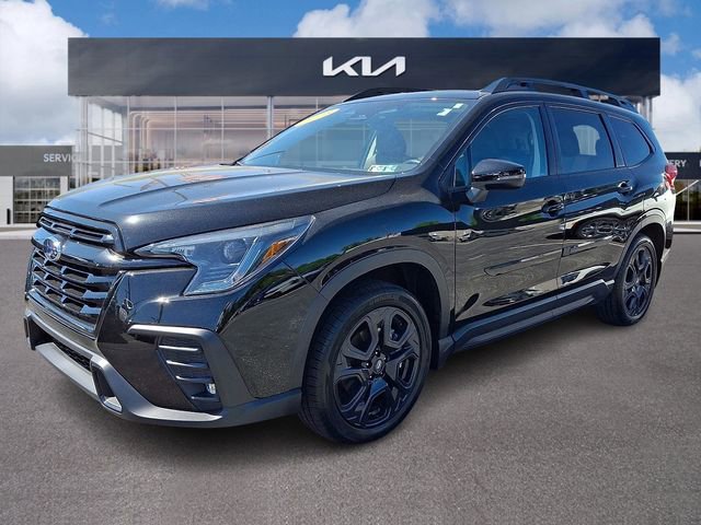 Used 2023 Subaru Ascent Onyx Edition AWD/4WD image 3