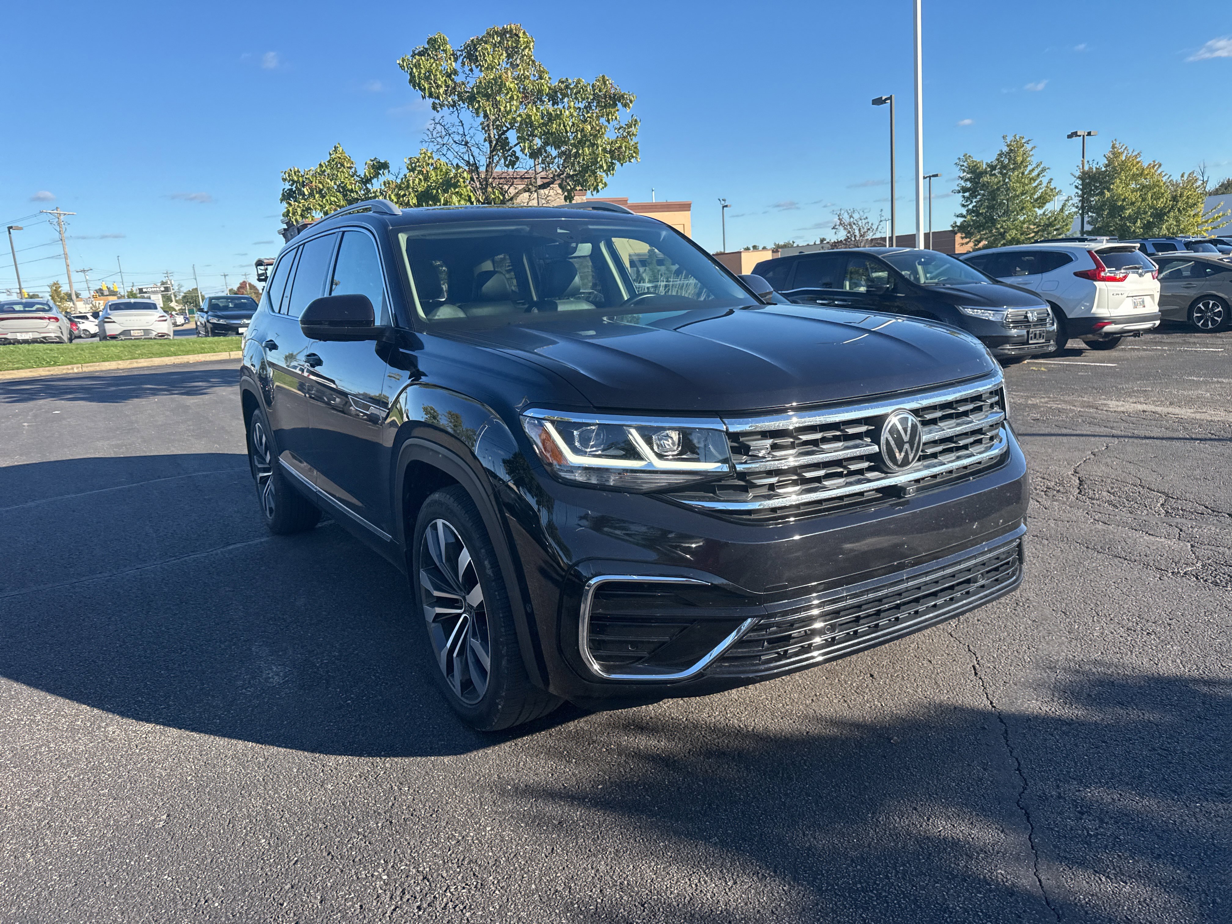 Used 2022 Volkswagen Atlas SEL Premium AWD/4WD image 23