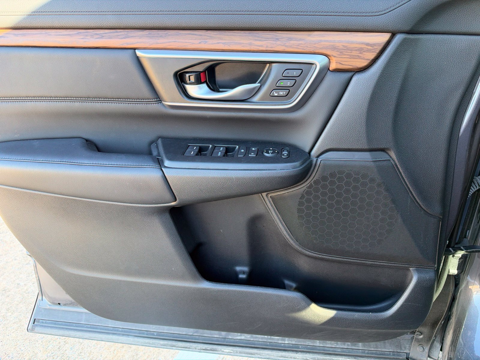 Used 2022 Honda CR-V EX-L image 12