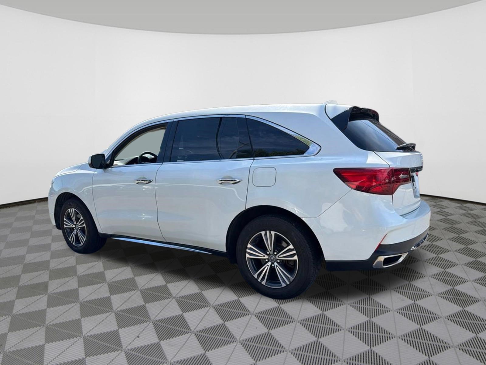Used 2018 Acura MDX SH-AWD image 5
