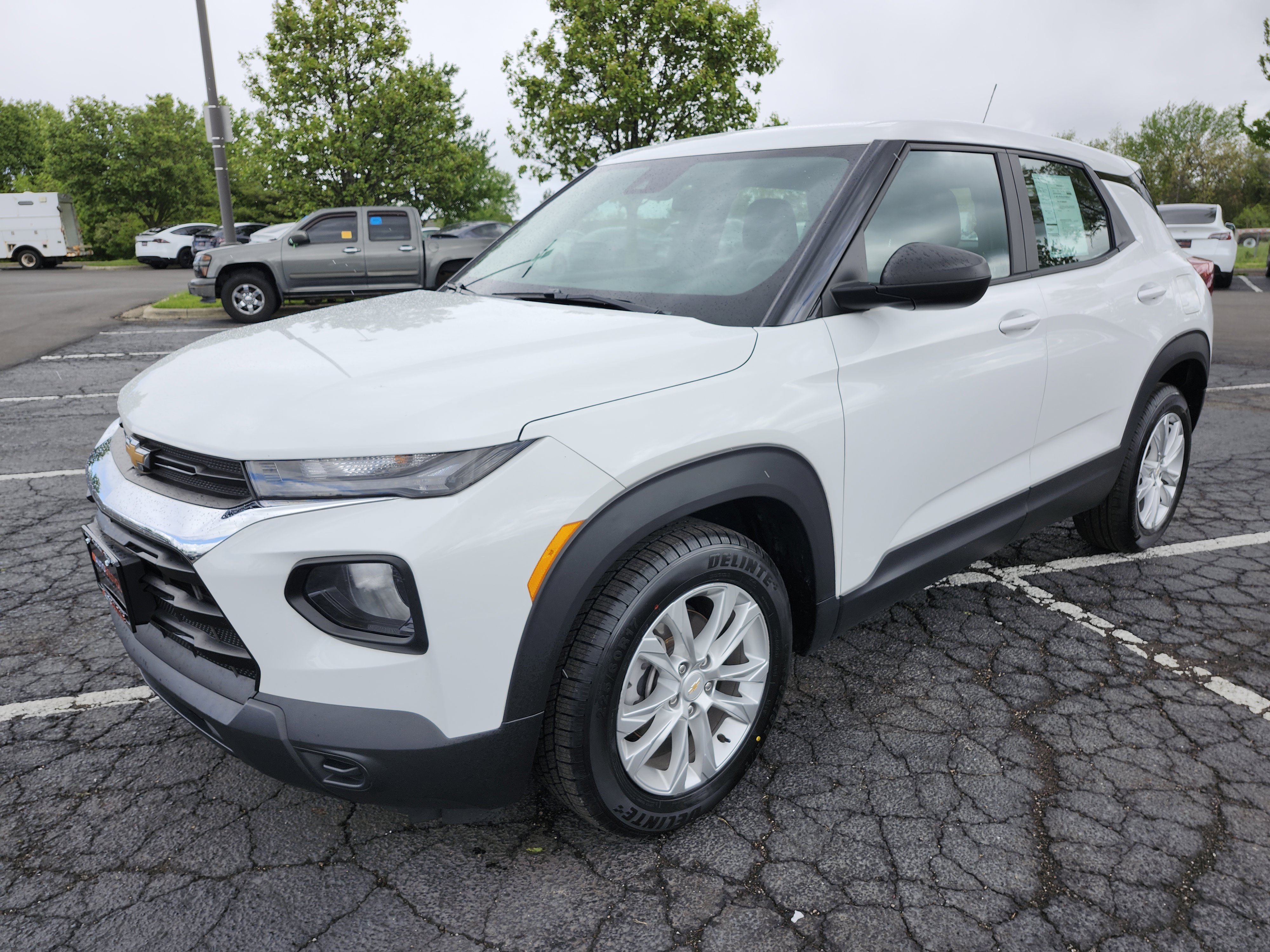 Used 2023 Chevrolet TrailBlazer LS FWD image 11
