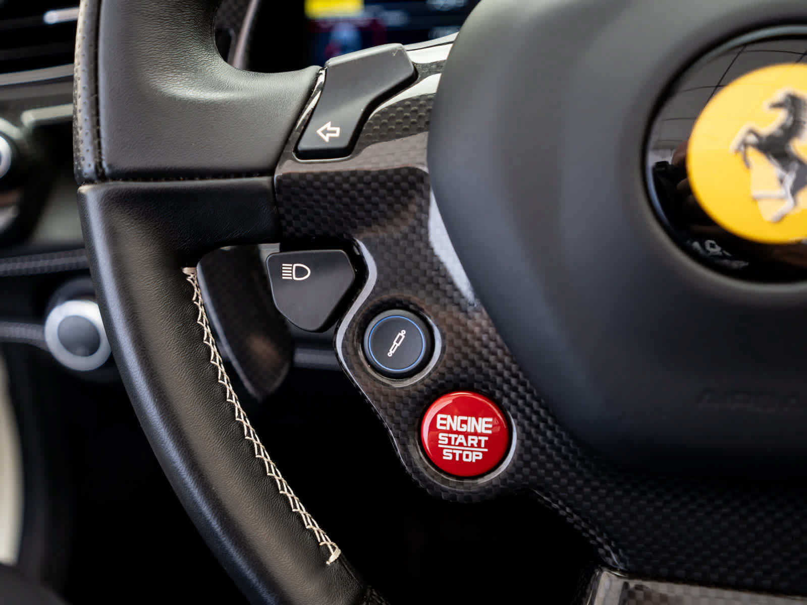 Used 2018 Ferrari 488 Spider RWD image 23