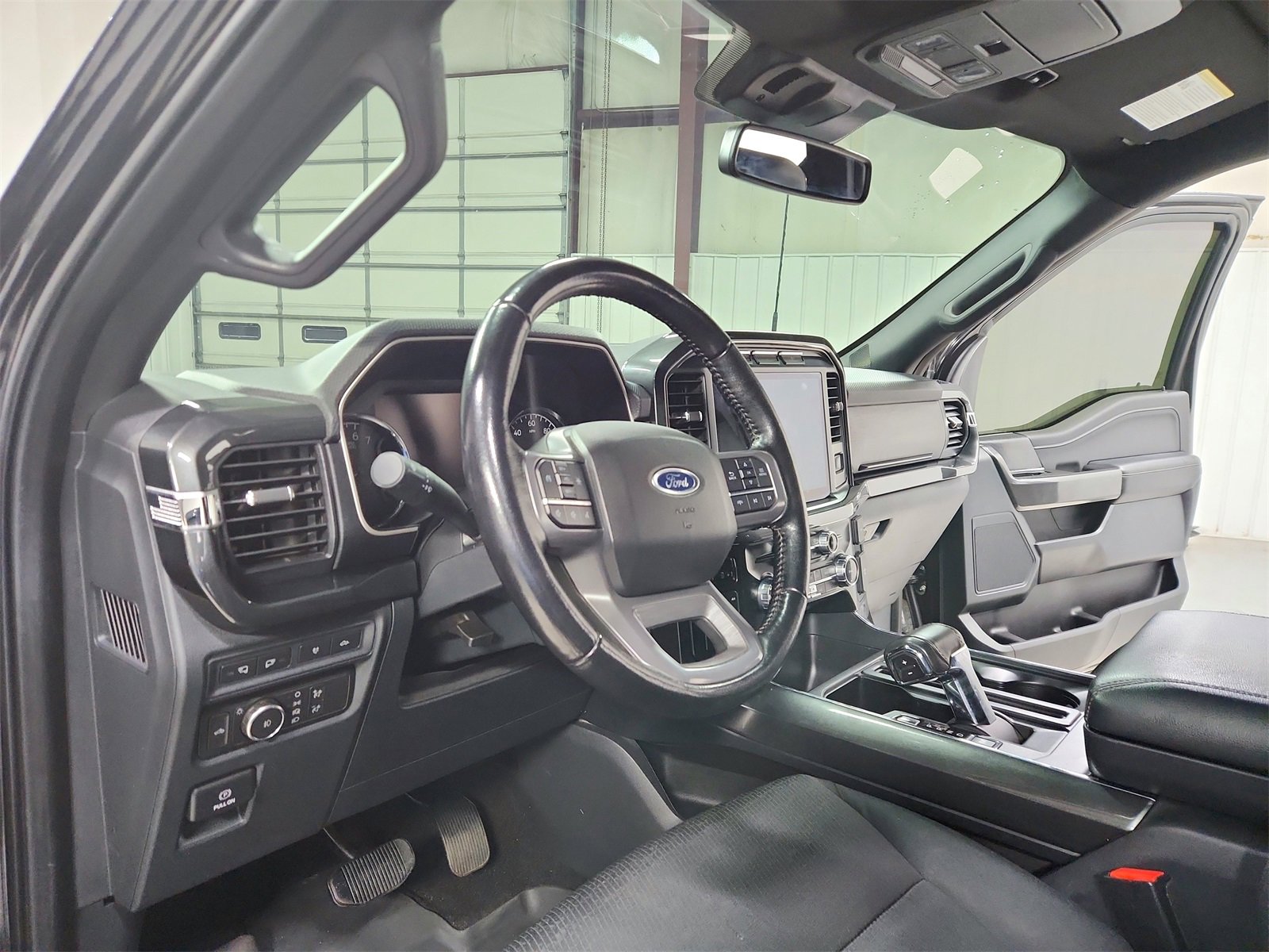 Used 2022 Ford F150 XLT w/ Equipment Group 302A High image 18