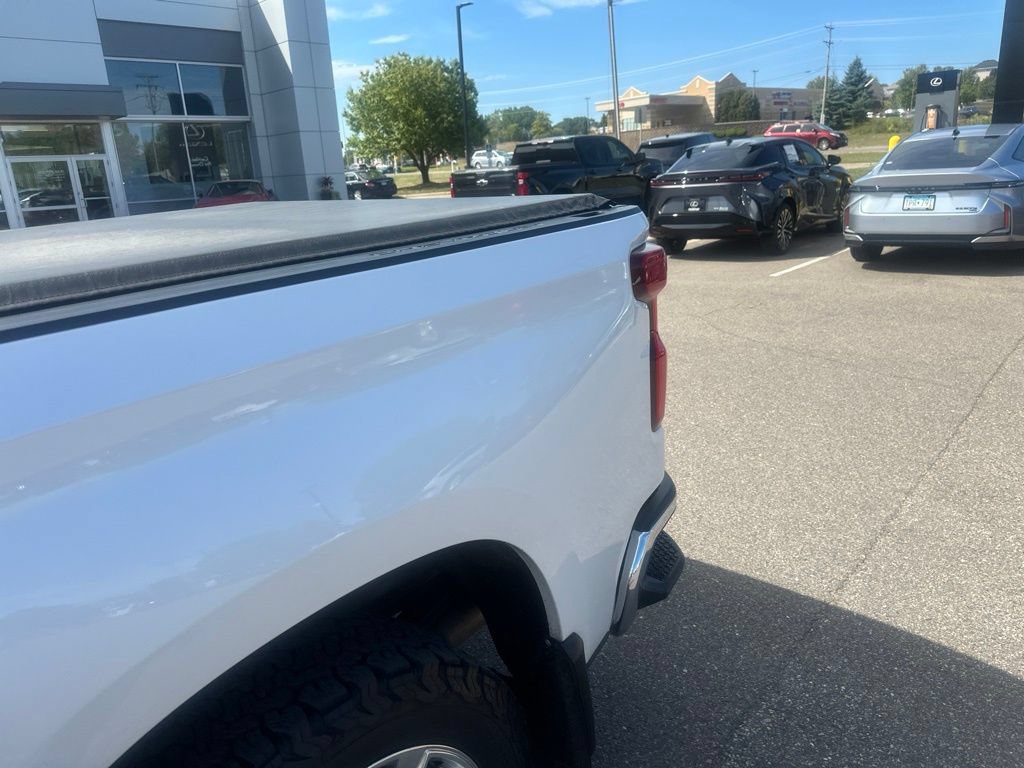 Used 2020 Chevrolet Silverado 1500 LTZ w/ LTZ Premium Package AWD/4WD image 10