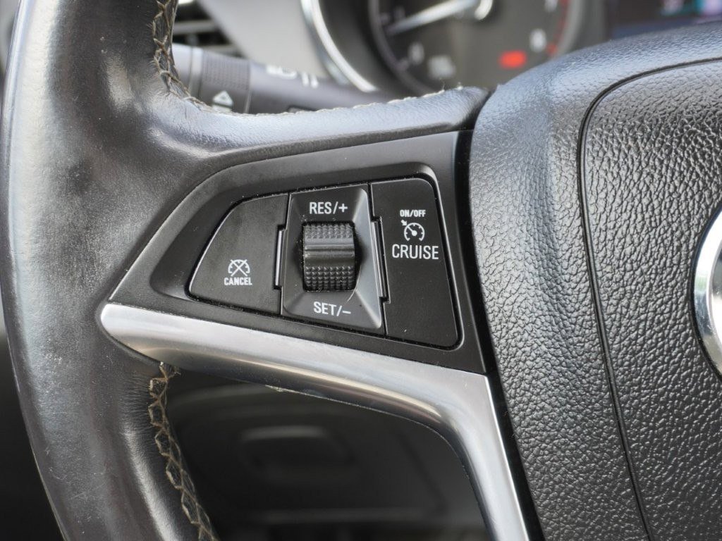 Used 2021 Buick Encore Preferred image 14