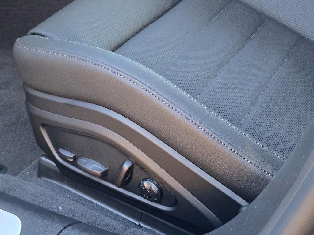 New 2026 Porsche Panamera 4 AWD/4WD image 20