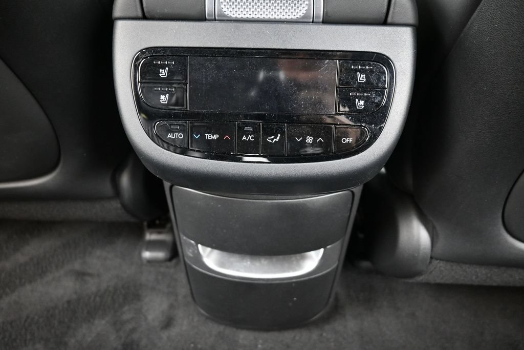 Certified 2026 Hyundai Ioniq 9 Calligraphy AWD/4WD image 17