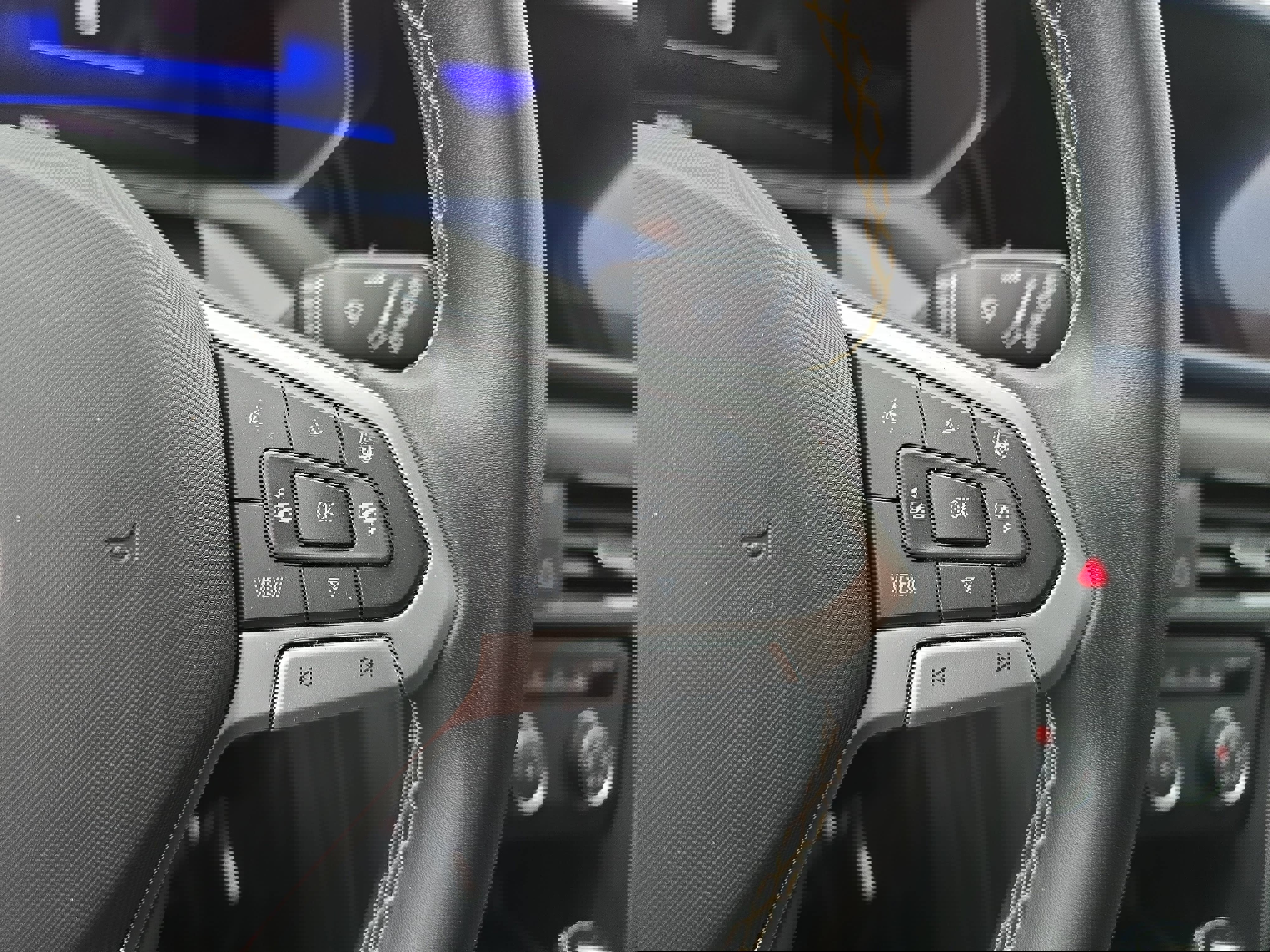 Certified 2022 Volkswagen Taos SE w/ IQ.Drive SE Package image 17