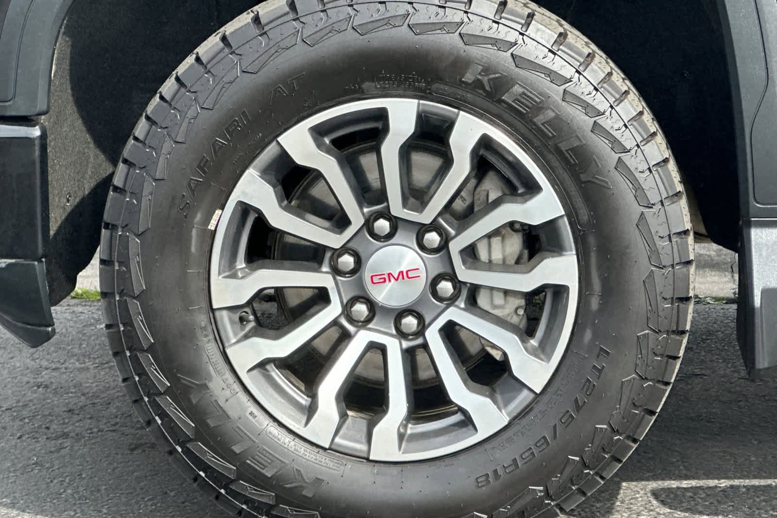 Used 2020 GMC Sierra 1500 AT4 w/ Off Road Performance Package AWD/4WD image 25