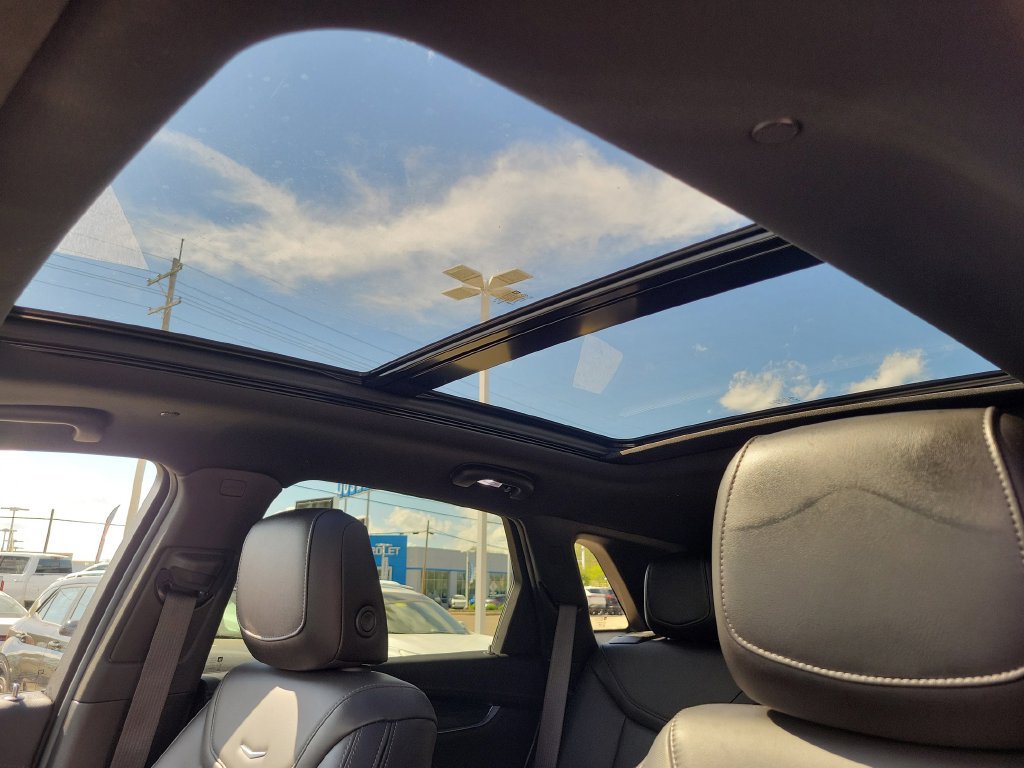 Used 2023 Cadillac XT5 Premium Luxury w/ LPO, Floor Liner Package AWD/4WD image 37