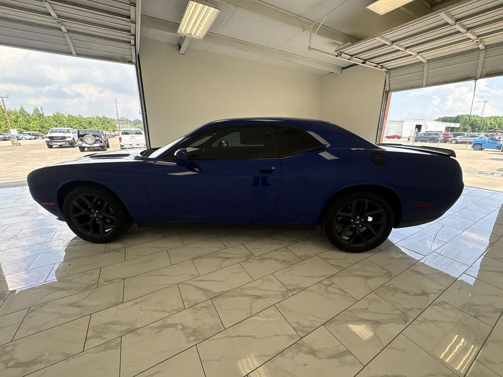 Used 2022 Dodge Challenger SXT w/ Blacktop Package RWD image 5