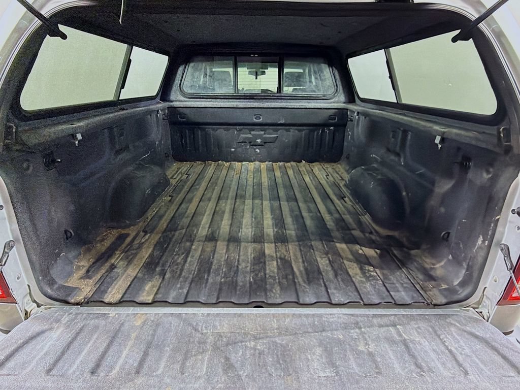 Used 2017 Chevrolet Silverado 1500 LTZ Z71 w/ LTZ Plus Package AWD/4WD image 23