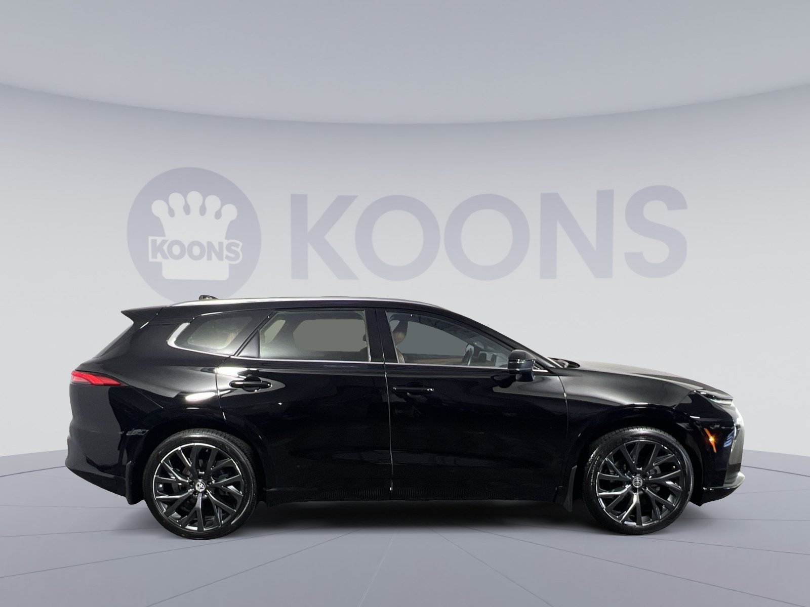 Used 2025 Toyota Crown Signia w/ Advanced Technology Package AWD/4WD image 12