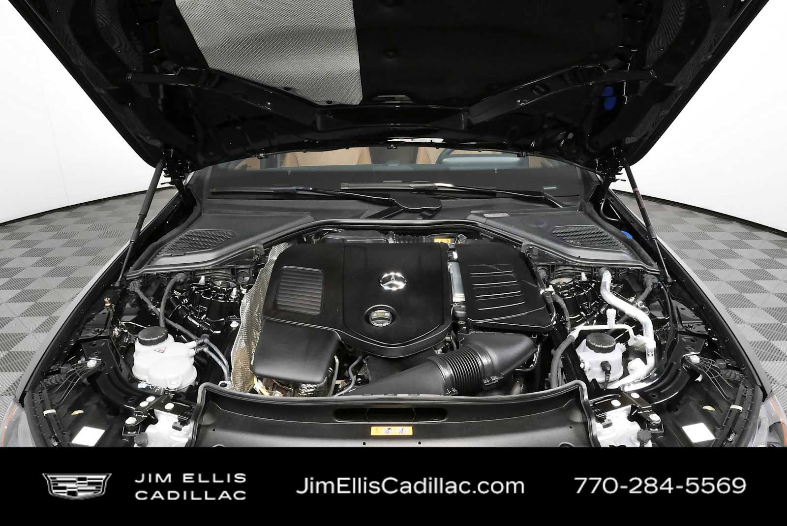 Used 2024 Mercedes-Benz E 350 4MATIC Sedan image 34