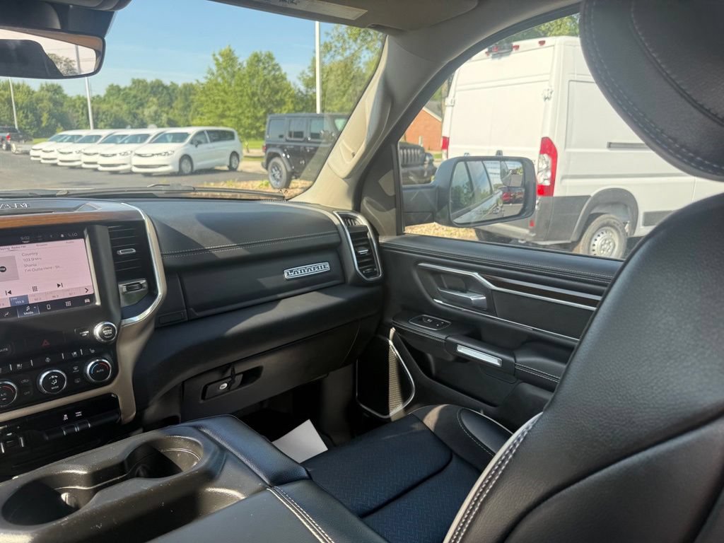 Used 2022 RAM 1500 Laramie AWD/4WD image 39