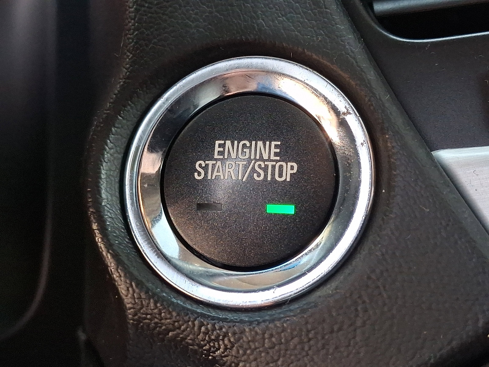 Used 2019 GMC Yukon SLT w/ Graphite Performance Edition image 26