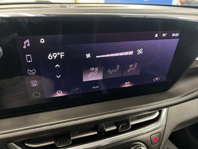 Used 2024 Buick Envista Preferred w/ Convenience I Package FWD image 28