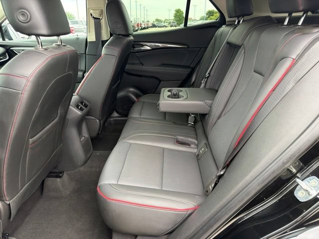 Used 2023 Buick Envision Essence w/ Sport Touring Package AWD/4WD image 17