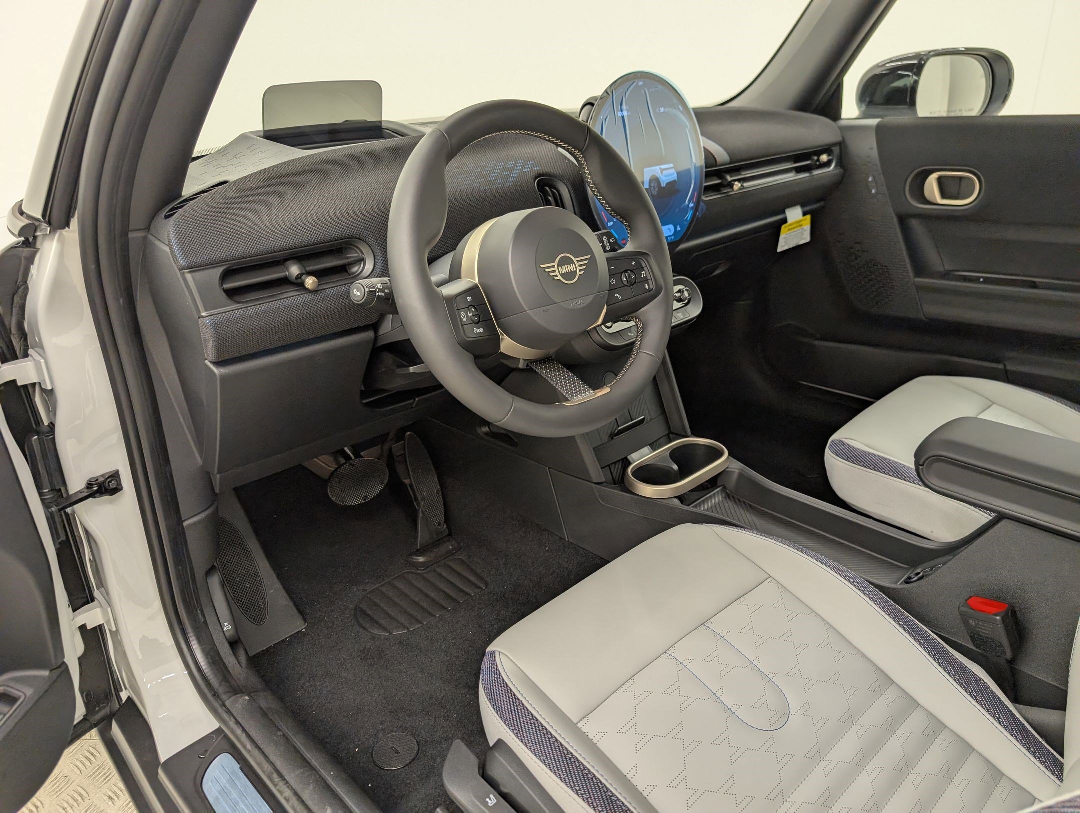 New 2026 MINI Cooper S image 4