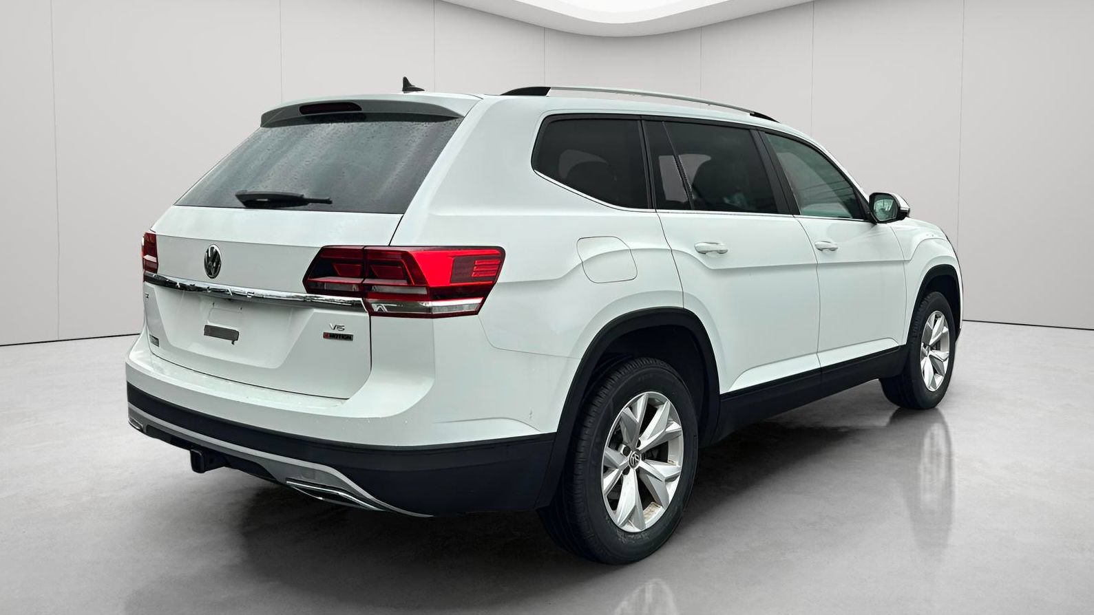 Used 2018 Volkswagen Atlas SE AWD/4WD image 4