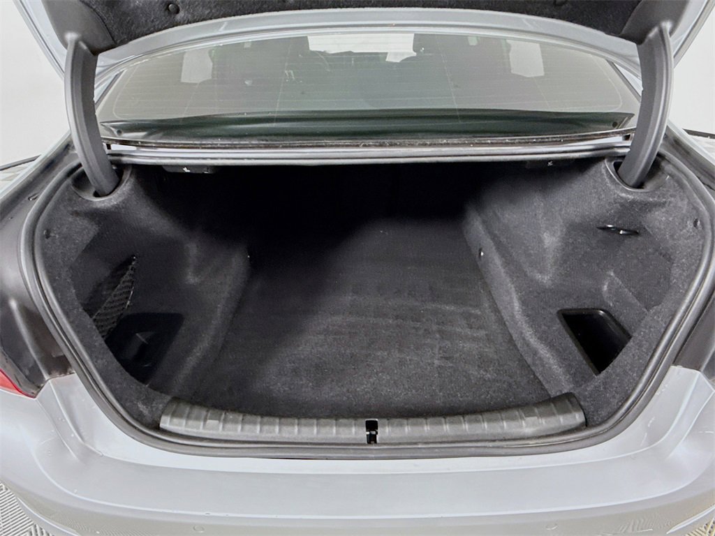 Used 2018 BMW 530i xDrive image 27