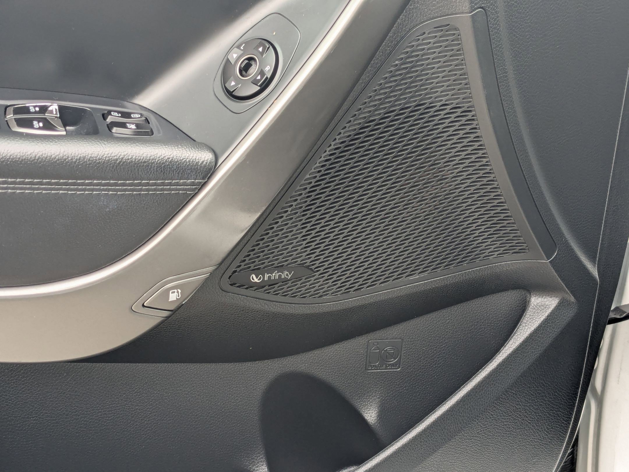 Used 2018 Hyundai Santa Fe Sport image 15