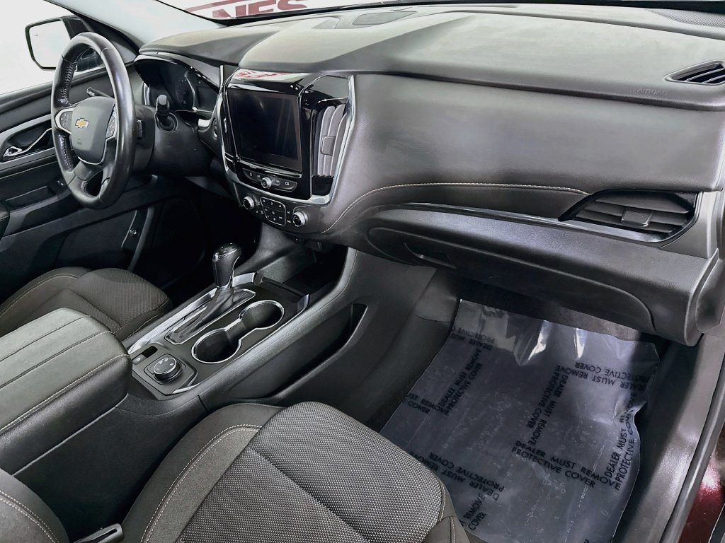 Used 2020 Chevrolet Traverse LT w/ LPO, Floor Liner Package AWD/4WD image 30