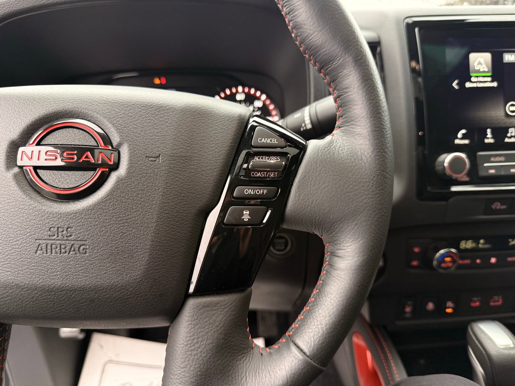 Used 2024 Nissan Frontier PRO-4X w/ Pro Premium Package image 53