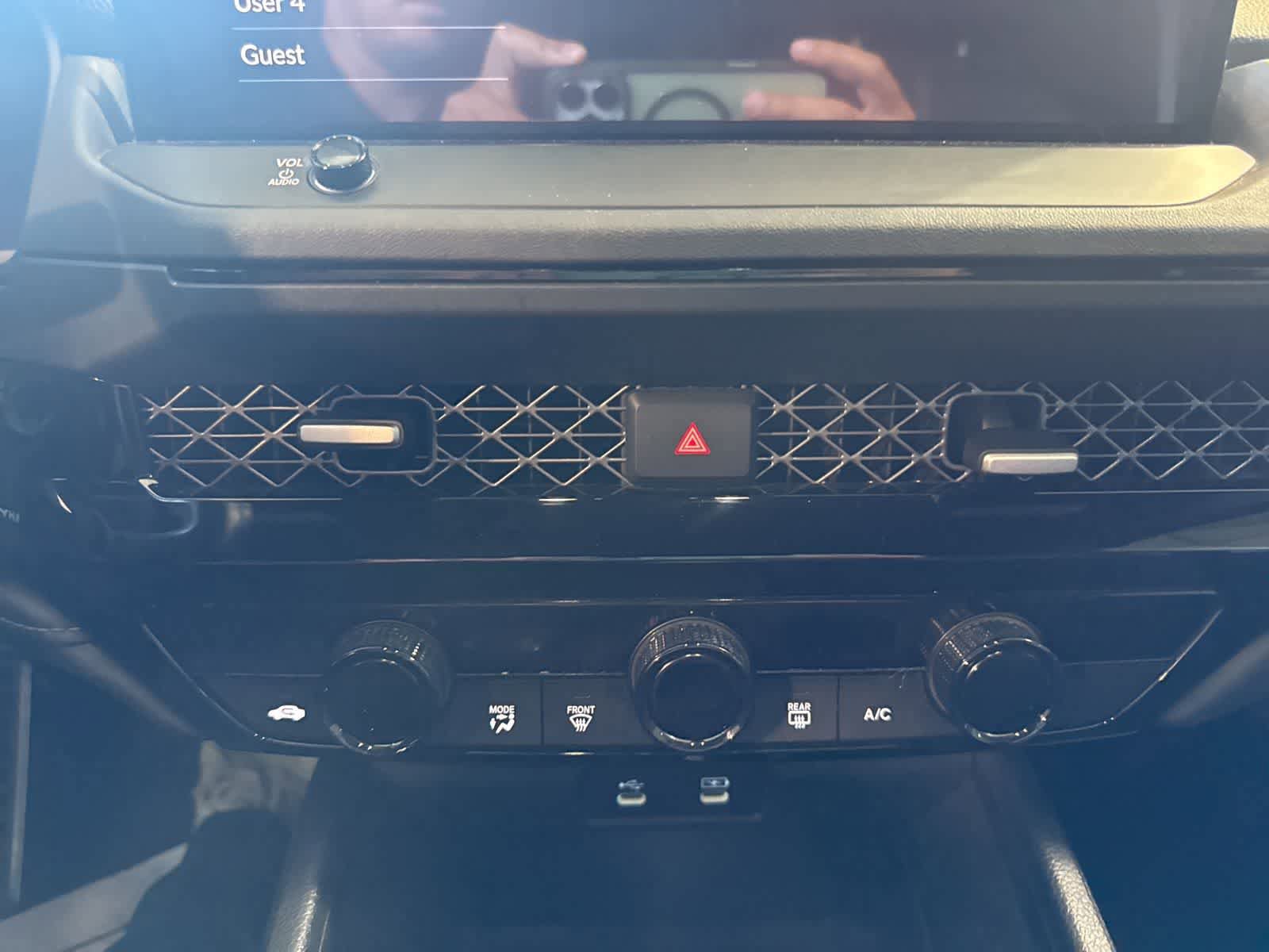 Used 2023 Honda Accord Sport image 28