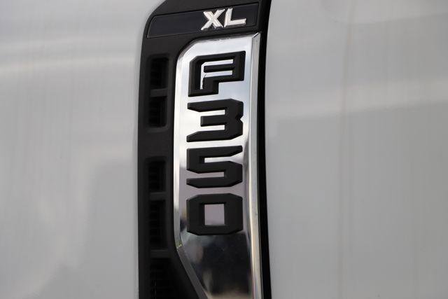 New 2025 Ford F350 XL w/ XL Chrome Package image 3