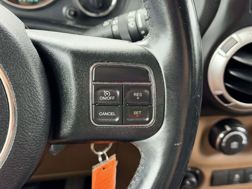 Used 2017 Jeep Wrangler Unlimited Sahara AWD/4WD image 21