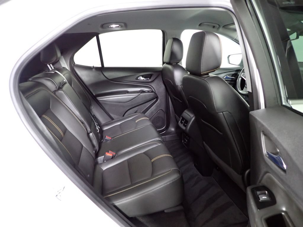 Used 2022 Chevrolet Equinox Premier AWD/4WD image 36