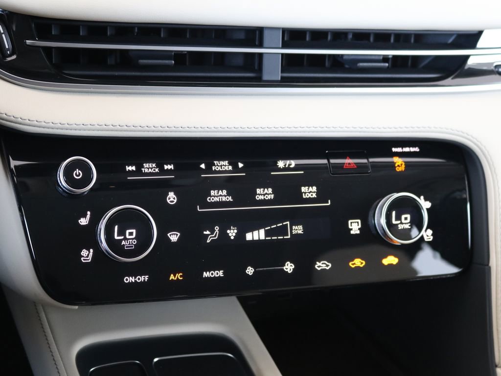 Certified 2025 INFINITI QX60 Sensory w/ Vision Package AWD/4WD image 61