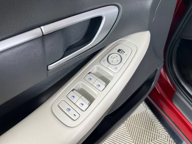 Used 2025 Hyundai Sonata SEL FWD image 11