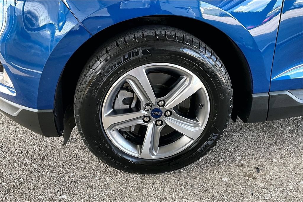 Used 2021 Ford Edge SEL w/ Convenience Package AWD/4WD image 11
