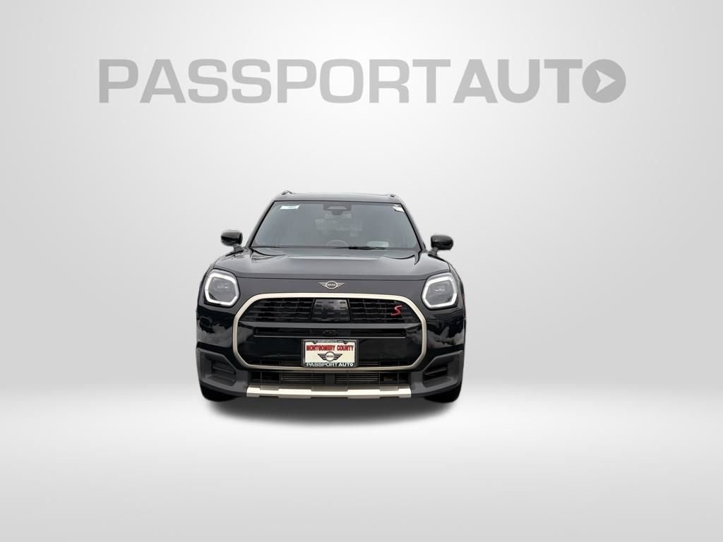 Used 2025 MINI Cooper Countryman S w/ Comfort Package Max image 2