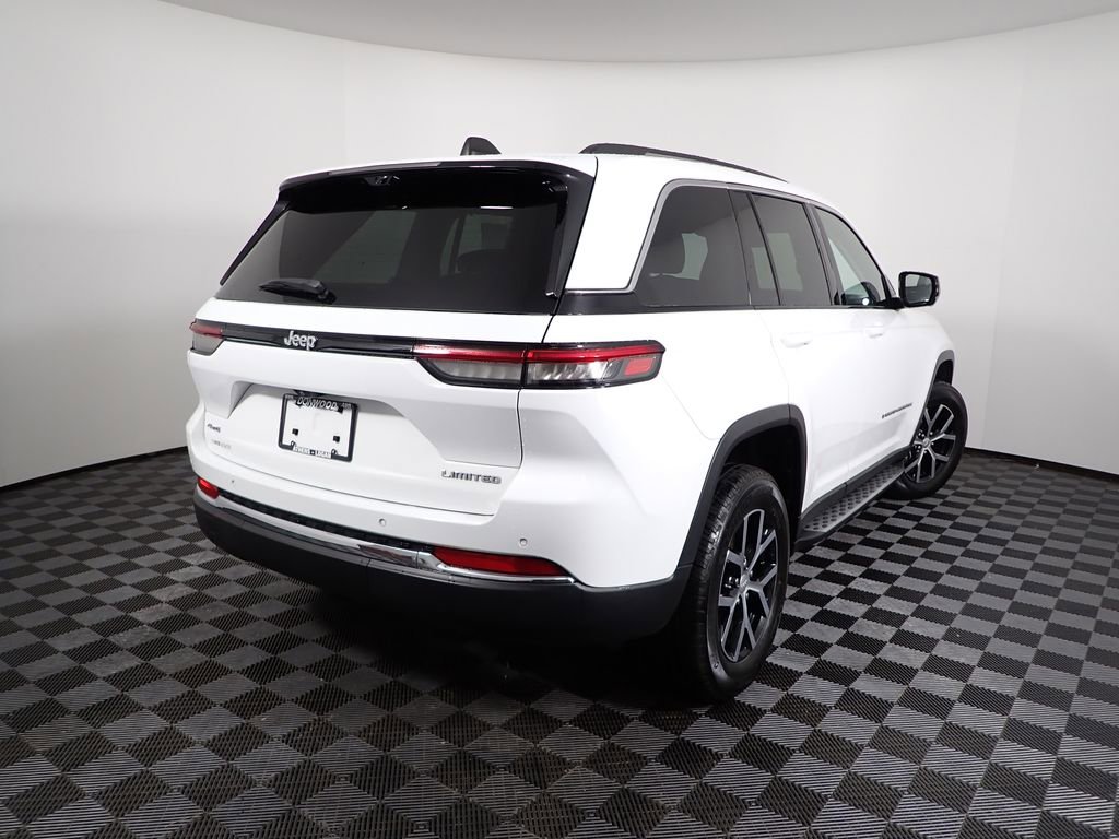Used 2023 Jeep Grand Cherokee Limited w/ Luxury Tech Group II AWD/4WD image 19
