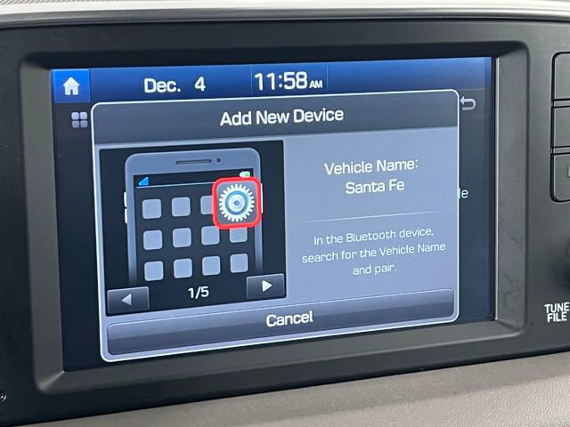 Used 2020 Hyundai Santa Fe SE AWD/4WD image 28