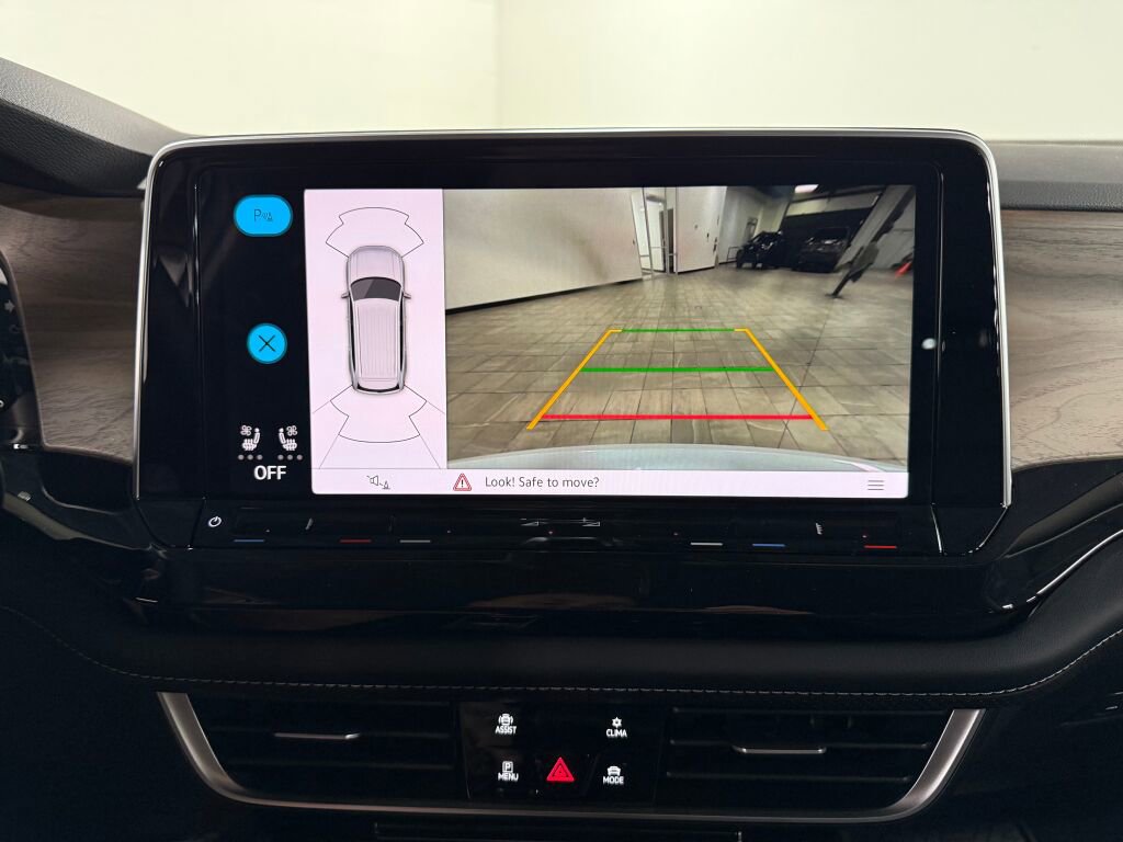 New 2026 Volkswagen Atlas SE image 16