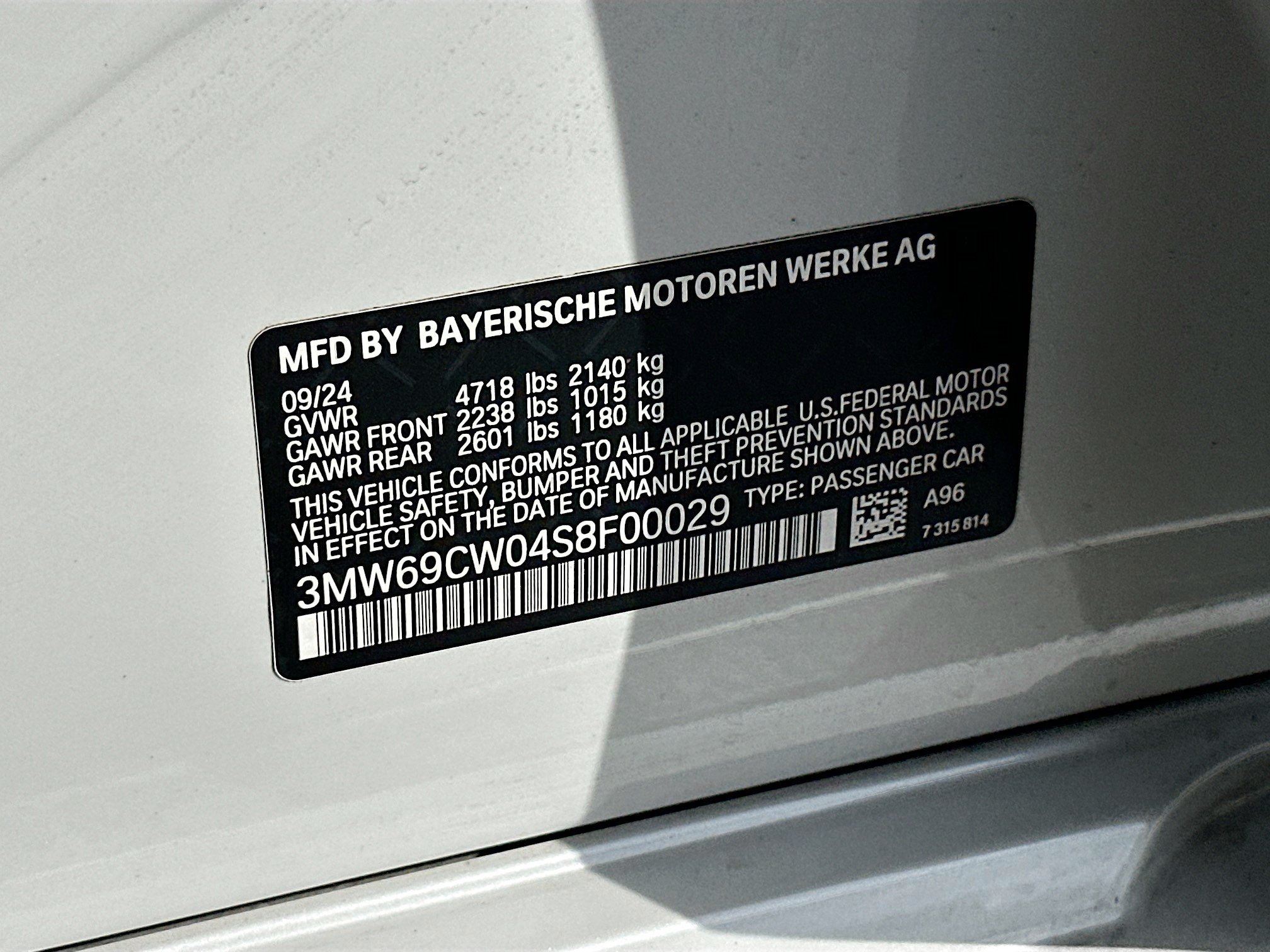 Certified 2025 BMW 330i Sedan w/ M Sport Package RWD image 35