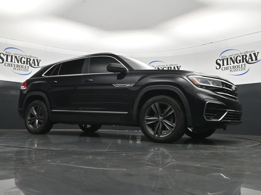 Used 2022 Volkswagen Atlas Cross Sport SEL R-Line AWD/4WD image 26