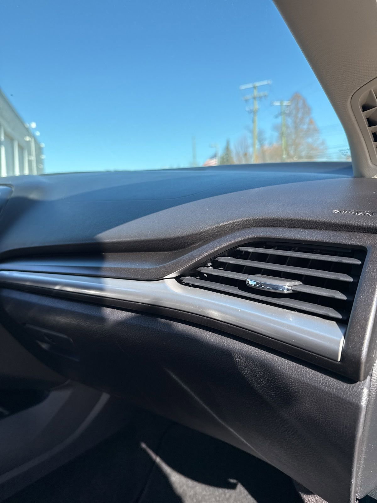 Used 2017 Ford Fusion Titanium image 29